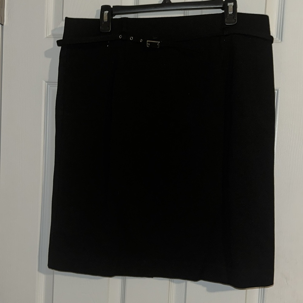 TravelSmith skirt - Picture 3 of 3